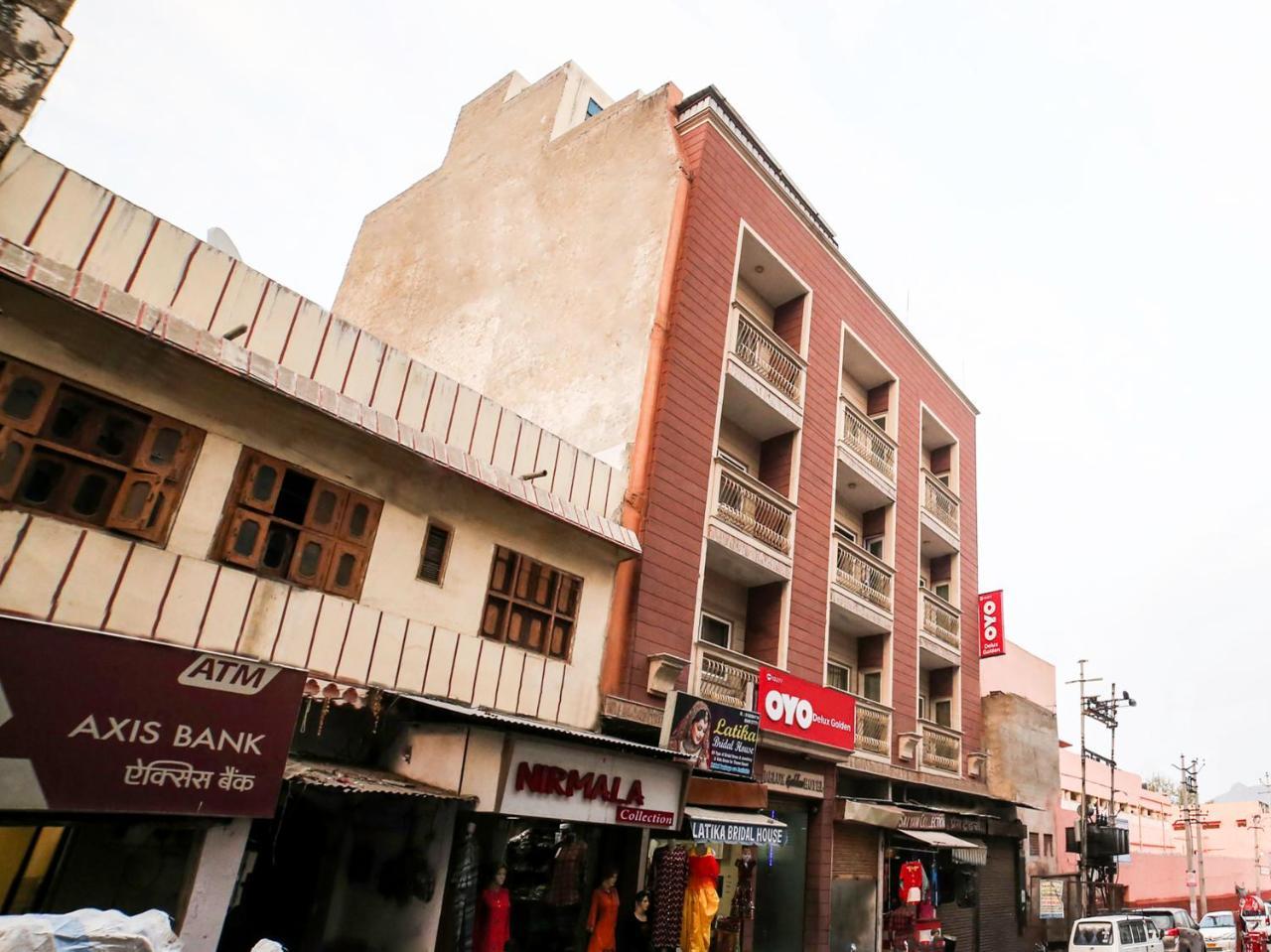 Oyo 10277 Hotel Delux Golden Ajmer Buitenkant foto